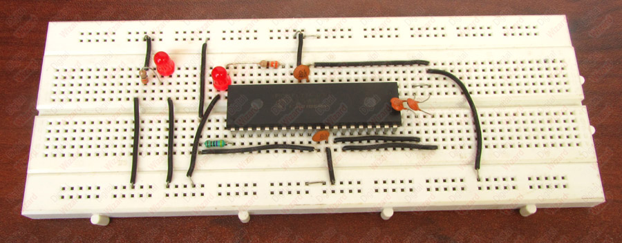 a complete circuit made on breadboard